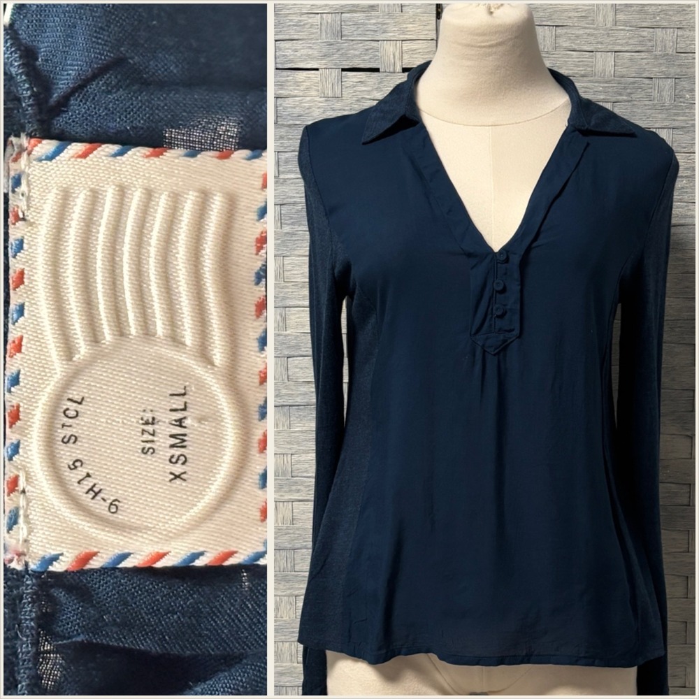 Anthropologie Postmark Navy Blue V Neck‎ Button Detail Long Sleeve Top XSmall